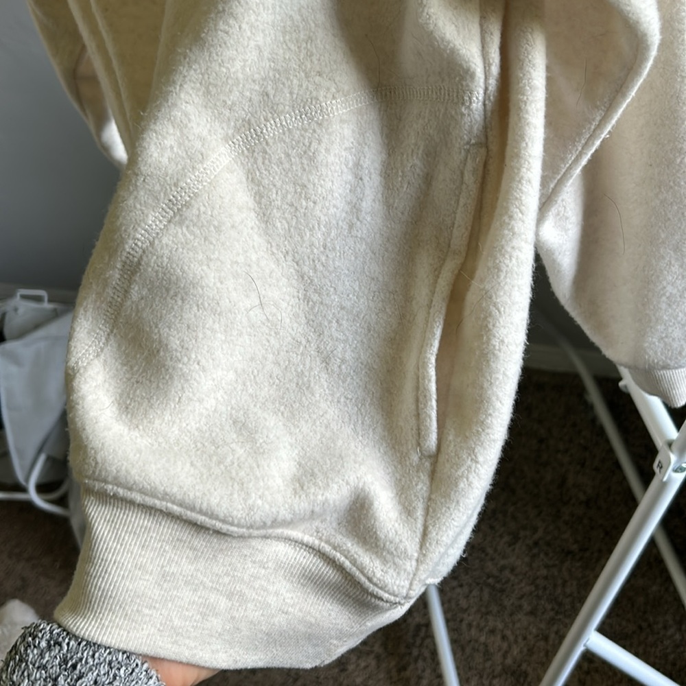 Cozy Pullover - Picture 3 of 4